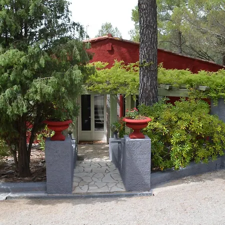 Les Mayombes Roquebrune-sur-Argens Exterior photo
