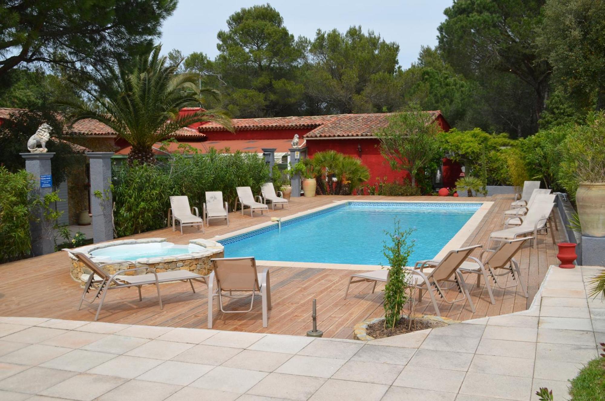Bed & Breakfast Les Mayombes 3*